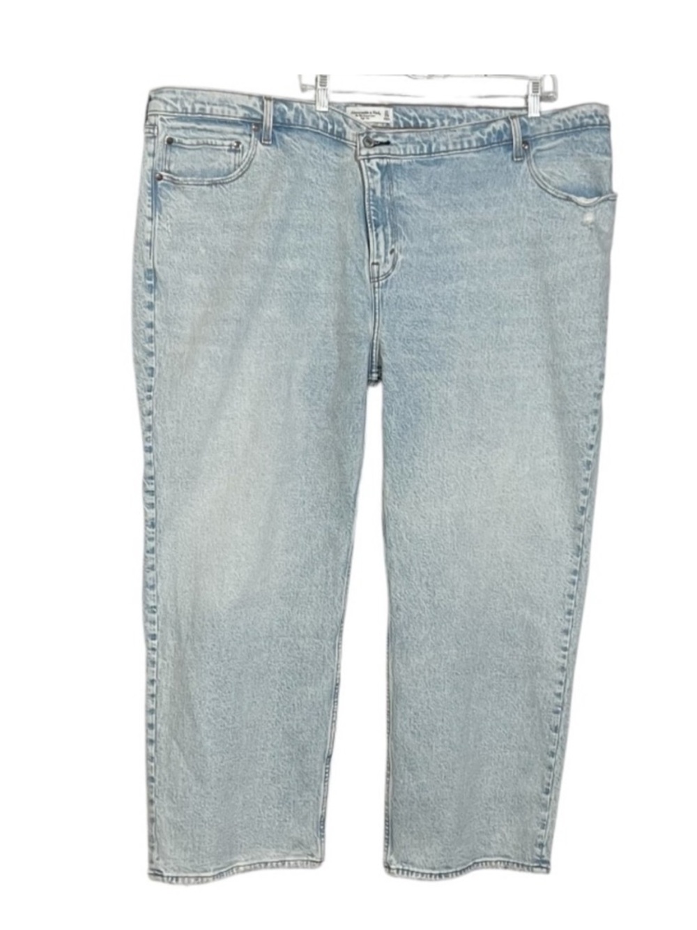 Abercrombie & Fitch 90s Relaxed High Rise Jeans Light Wash Size 37/24S SHORT